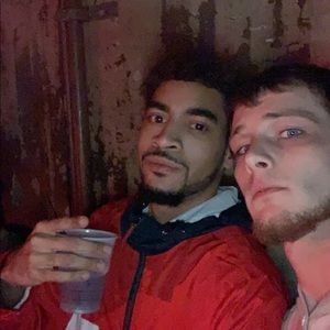 Meet your Posher, Cameron